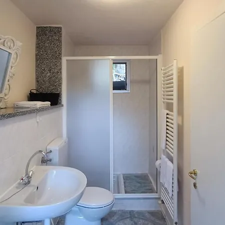 A Casa Di Anna Bed & Breakfast Cortemilia