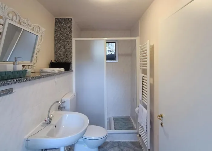 A Casa Di Anna Bed & Breakfast Cortemilia